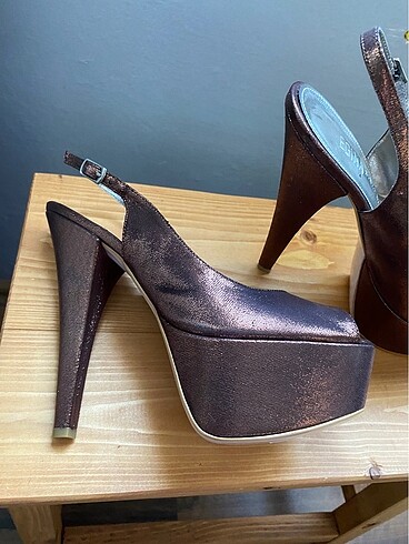 Bakır platform gece ayakkabısı - Görsel 2
