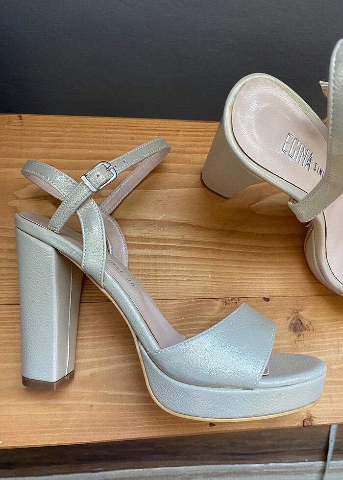 Platformlu dore ayakkabı - Görsel 2