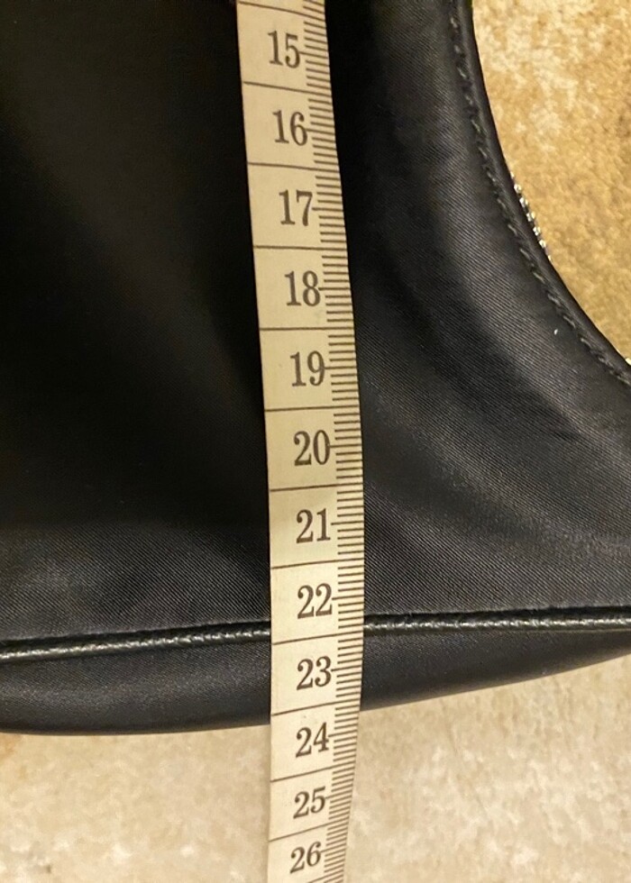 Prada re edition 2005 çanta - Görsel 3