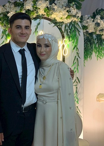 Abiye Uzun Kollu, Drape Detaylı Beyaz Tesettür Nişan Elbisesi