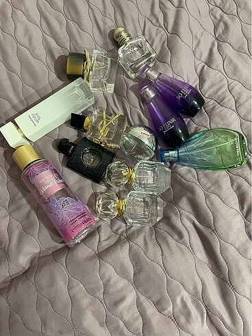 Boş parfum şişeleri