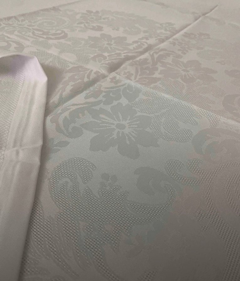 Beyaz Desenli dertsiz Masa Örtüsü - Görsel 3