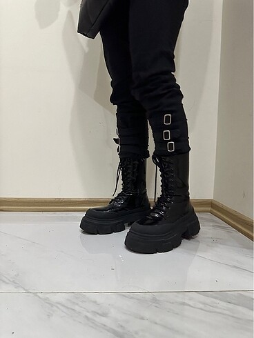 Bershka Berşka rugan bot