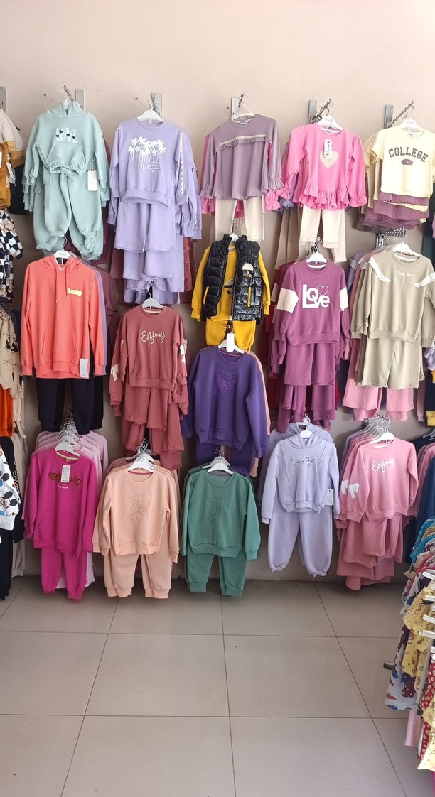 Uygun fiyatta 1-12 yaş kız takımları kapatıyoruz geliş fiyatına - Görsel 2