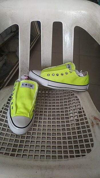 38 numara Converse 