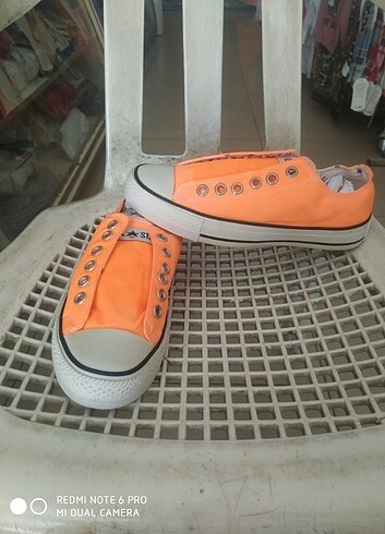 Converse ayakkabı 
