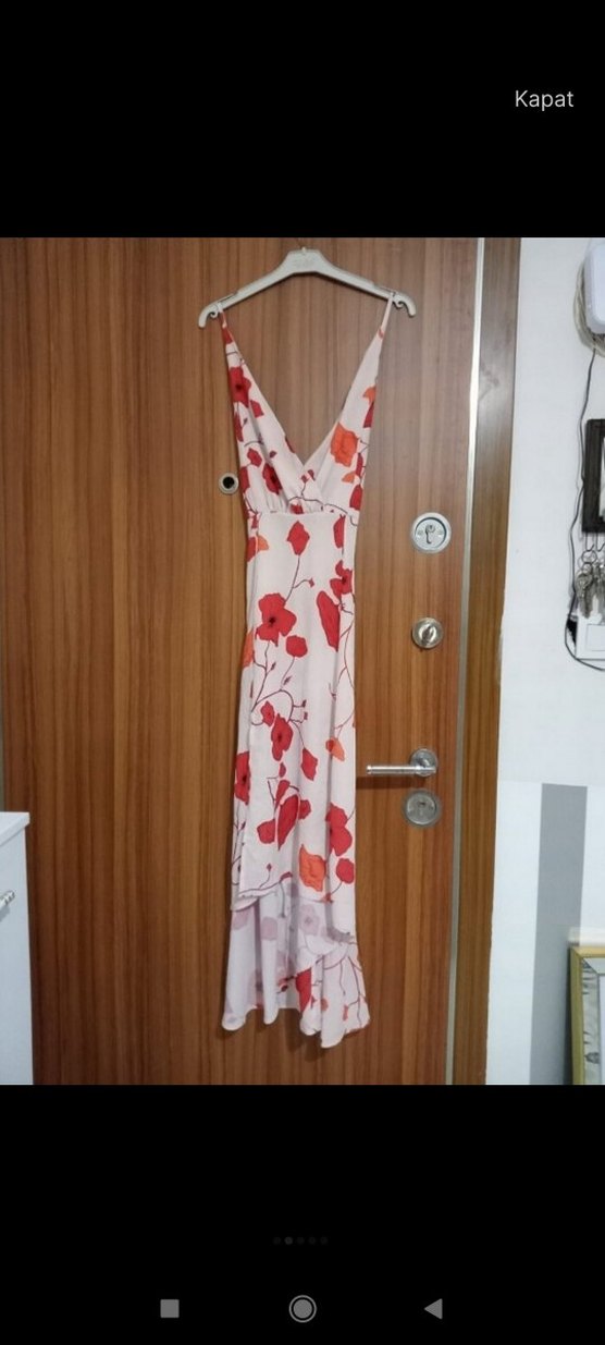 Kırmızı Bağcıklı Bohem - Görsel 3