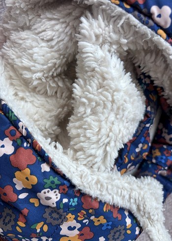 Kapüşonlu Çiçek Desenli Kız Yeleği - Görsel 4