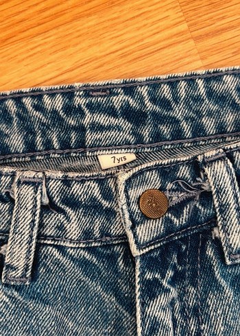 Kız çocuk Pastel Kırmızı Yama Detaylı Bol Kesim Kot Pantolon - Görsel 3