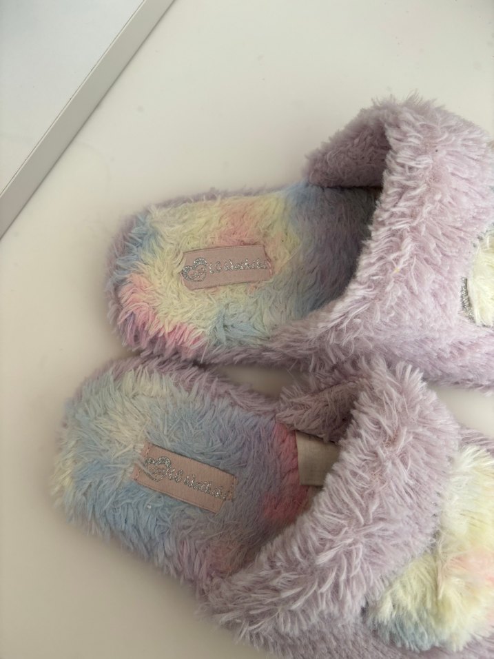 Tüylü  ev terliği - Görsel 3