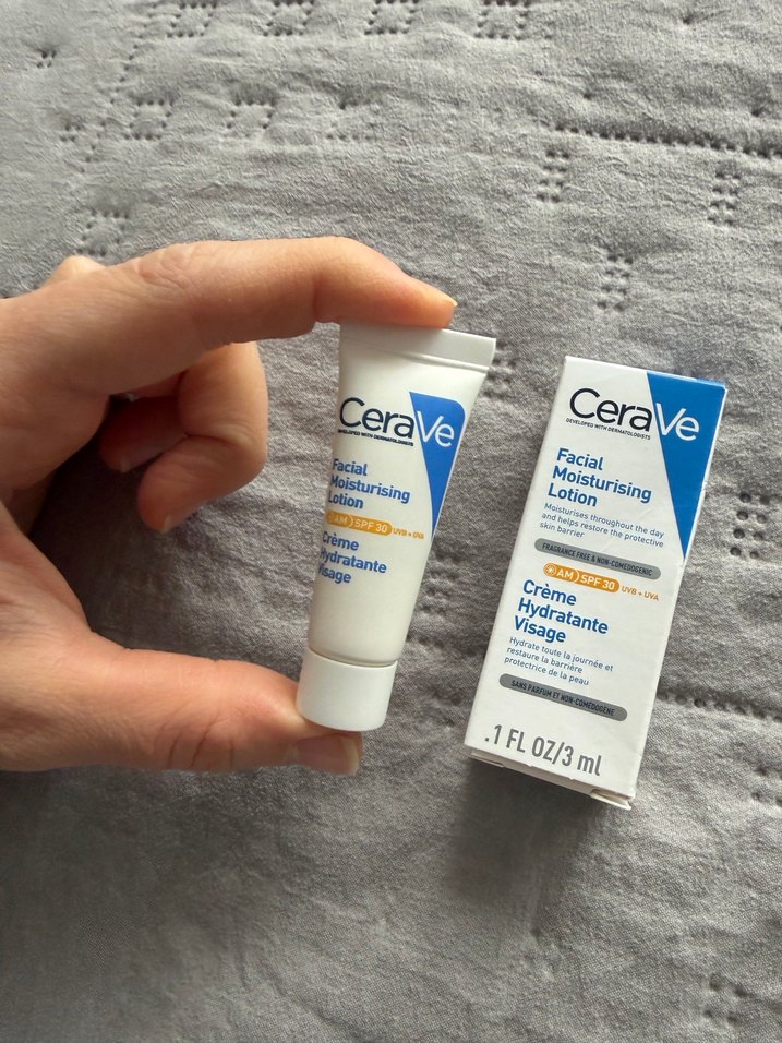 CeraVe Yüz Nemlendirici Losyon 3 ml - Görsel 2