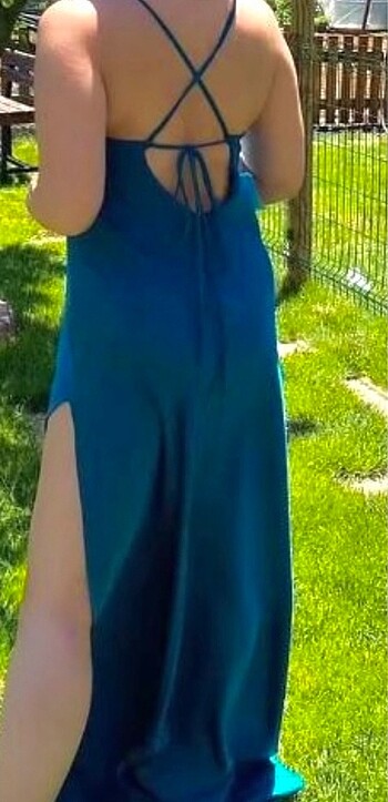 38 Beden mavi Renk petrol yeşili yırtmaçlı elbise