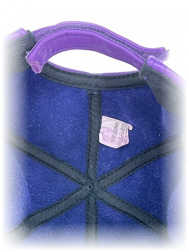 Beden PreLoved Şapka %70 İndirimli.