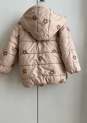 24-36 Ay Beden Çiçek Nakışlı Bej Kız Çocuk Mont