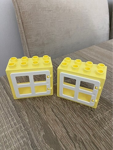 Lego duplo pencere