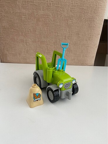Lego duplo traktör