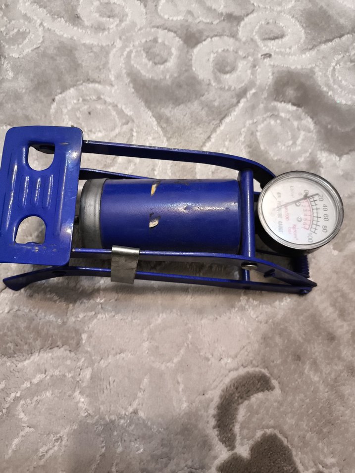 Mavi Renkli Basınç Göstergeli Pompa - Görsel 2