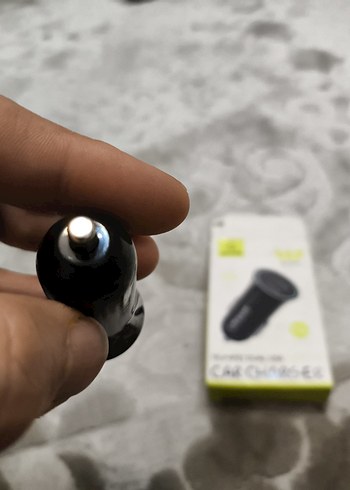 USAMS Siyah Araç Şarj Cihazı - Görsel 4