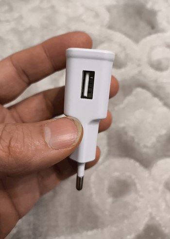 Reeder Beyaz Telefon Şarj Adaptörü - Görsel 4