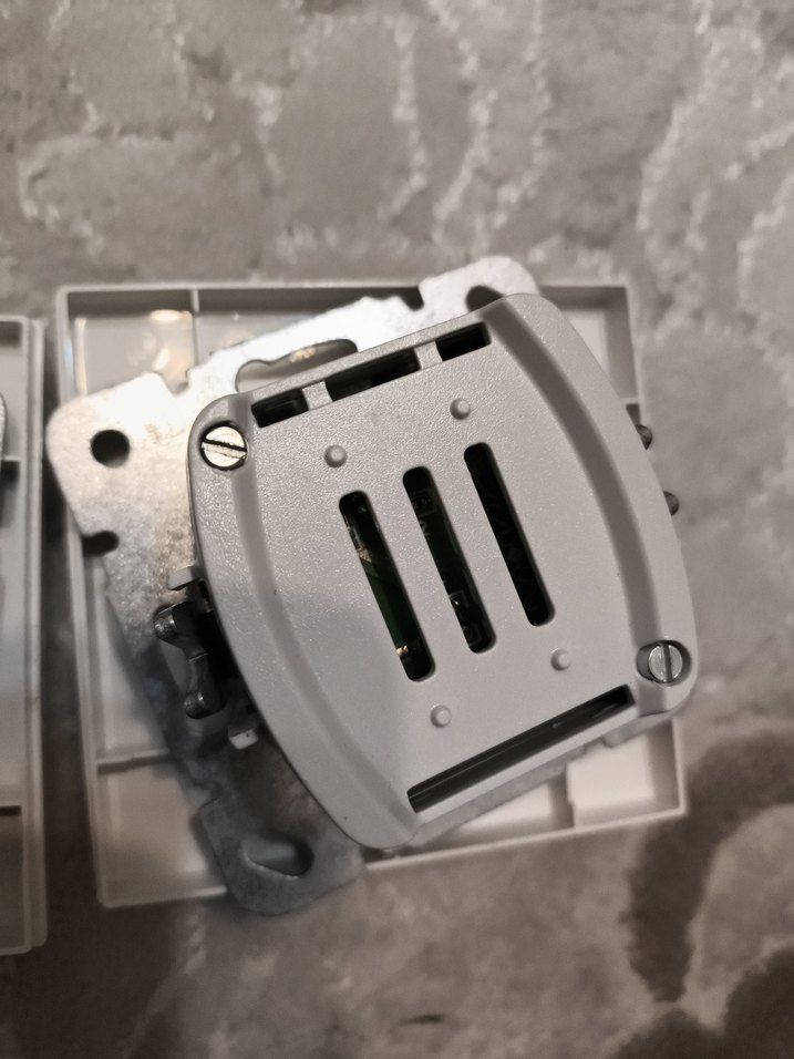 Viko Beyaz Gri Dimmer Anahtarlar - Görsel 4