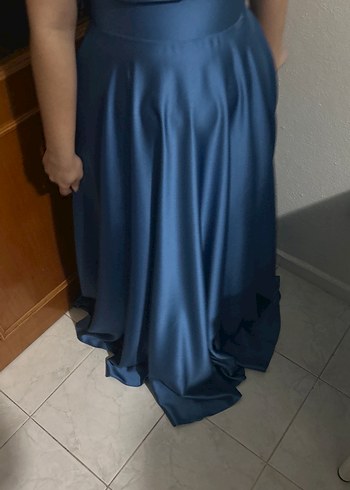 Uzun Mavi Drapeli V Yakalı Abiye Elbise - Görsel 4