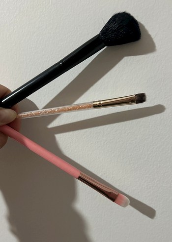 Kırmızı Kalp Kutulu Makyaj Fırça Seti - Görsel 12