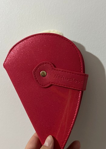 Kırmızı Kalp Kutulu Makyaj Fırça Seti - Görsel 2