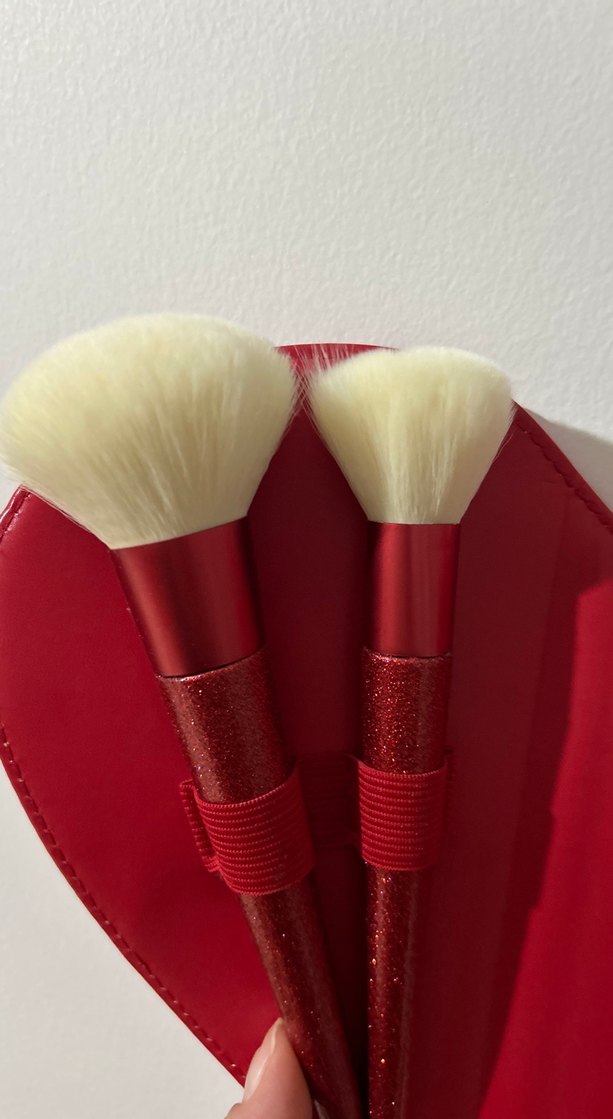 Kırmızı Kalp Kutulu Makyaj Fırça Seti - Görsel 3