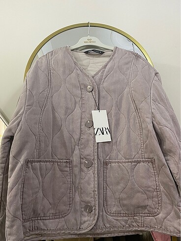 Zara Zara kapitone mont
