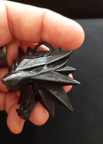 Beden Siyah Devasa büyük Kurt (6x5 cm) Witcher-3 kolye ucu