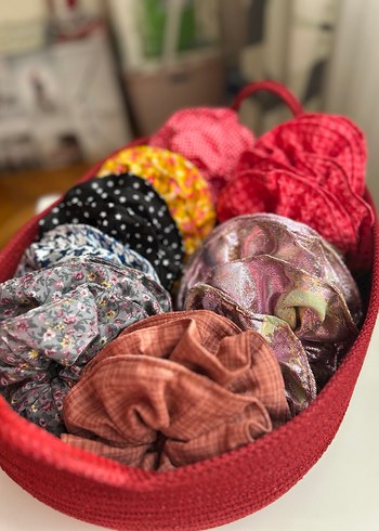 Renkli Fırfırlı Kadın Saç Tokaları - Görsel 3