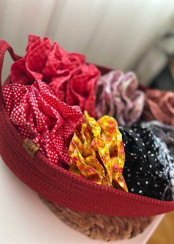 Renkli Fırfırlı Kadın Saç Tokaları - Görsel 4