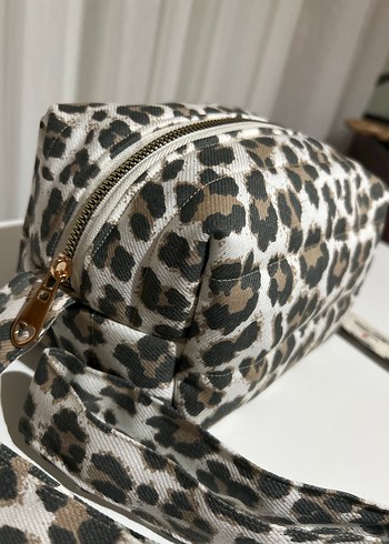 Tokalı Leopar Desenli Kadın Çanta - Görsel 6