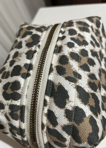 Tokalı Leopar Desenli Kadın Çanta - Görsel 4