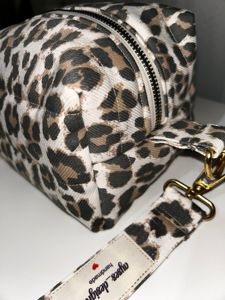 Tokalı Leopar Desenli Kadın Çanta - Görsel 3