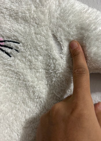 H&M Beyaz Nakışlı Peluş Bebek Tulumu