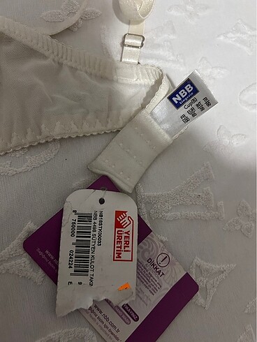 xl Beden Sütyen takımı Tekli satılmaktadır