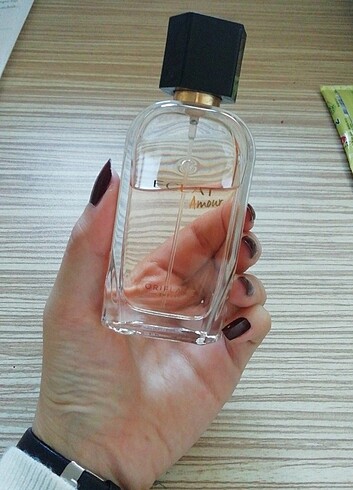 Oriflame kadın parfümü 