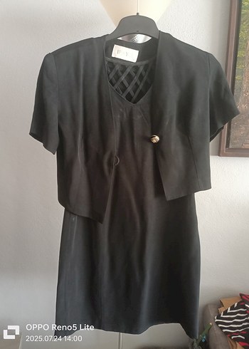 40 Beden Siyah V Yakalı Abiye Elbise