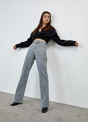 Wide leg