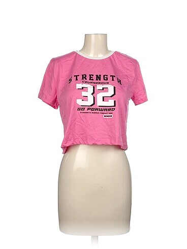 Diğer T-shirt %70 İndirimli.