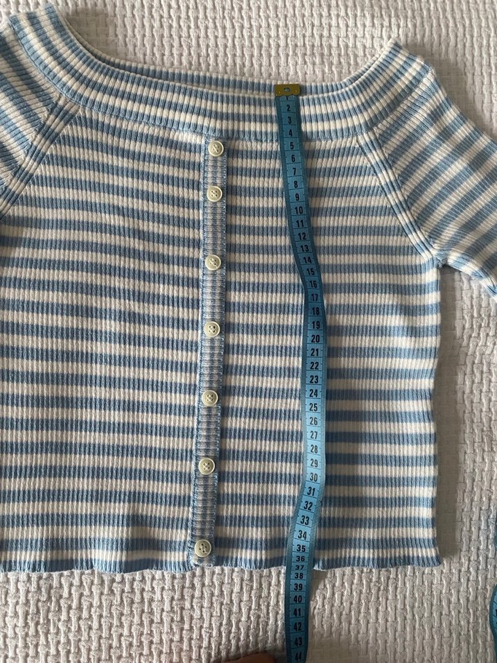 Gri Düğmeli Triko Hırka - Görsel 2