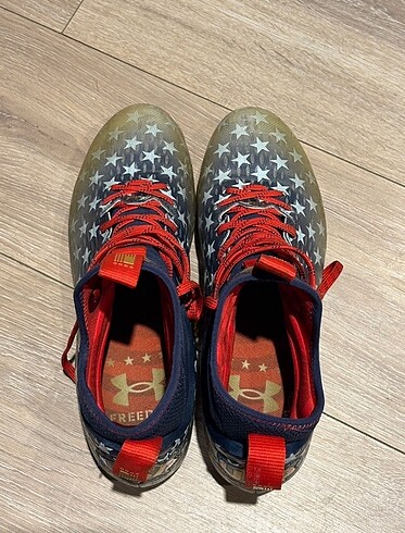 Diğer Under Armour Krampon Amerikan futbolu ayakkabı