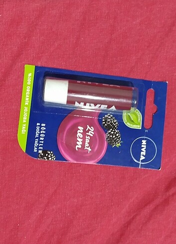 Nivea böğürtlen dudak koruyucu