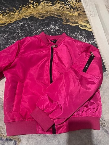 Pembe ceket