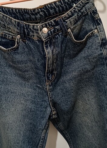 Mom Jean 