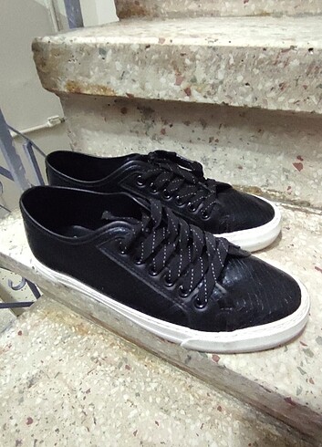 Bershka BERSHKA KADIN SİYAH AYAKKABI