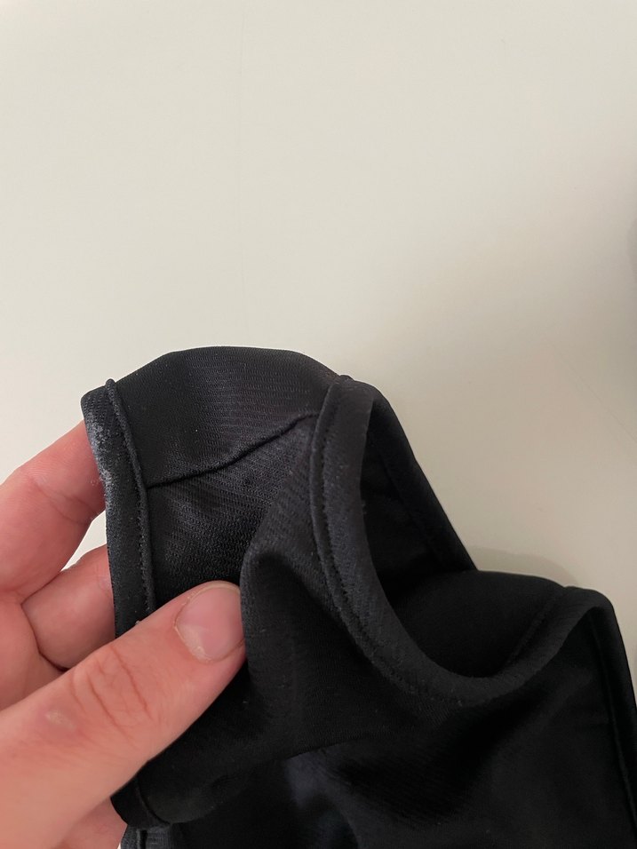 Siyah V Yakalı crop defoludur ona göre alım yapınız - Görsel 3