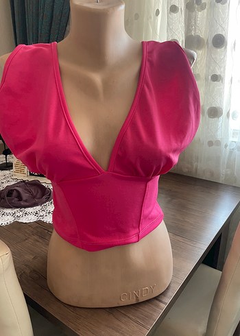 Pembe V Yakalı Drapeli Mini Büstiyer