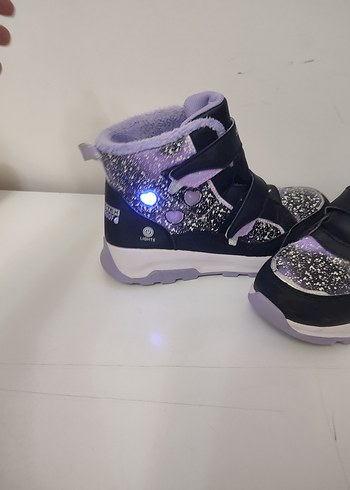 Skechers Kız Çocuk Mor Işıklı Bantlı Bot